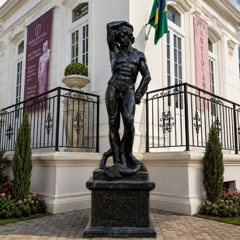 imagem de Escultura em Mármore Preto Apollo Vencendo 230cm - EMP561 Força e Elegância Clássica