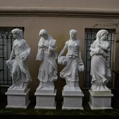 imagem de Escultura Estações do Ano Roma Mármore Branco160cm - EMP778
