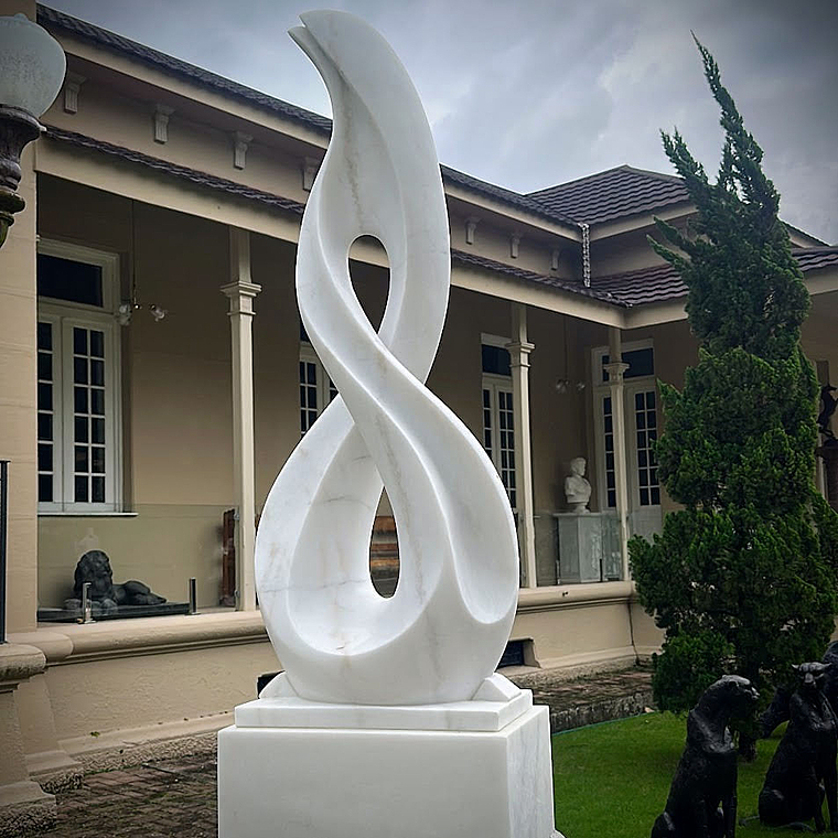imagem do produto Escultura Eterno Refinado M�rmore Branco 150cm - EMP727 Estilo Cl�ssico e Refinado