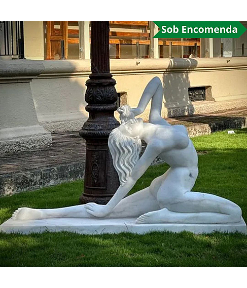 imagem de Escultura Feminina Contempranea 100cm - EMP582