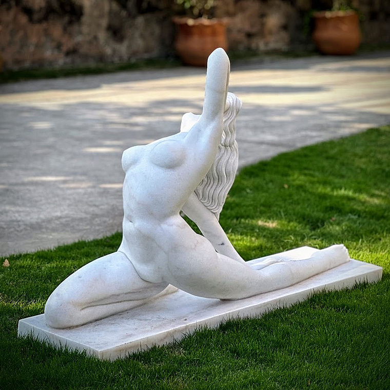 imagem do produto Escultura Feminina Contemp�ranea 100cm - EMP582 Arte Moderna