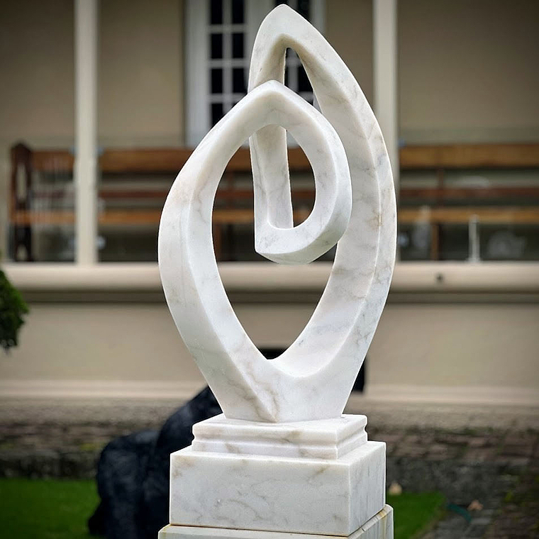 imagem do produto Escultura Fio Cont�nuo M�rmore Branco 120cm - EMP739 Arte Moderna