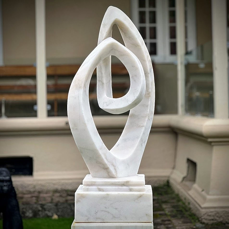 imagem do produto Escultura Fio Cont�nuo M�rmore Branco 120cm - EMP739 Arte Moderna