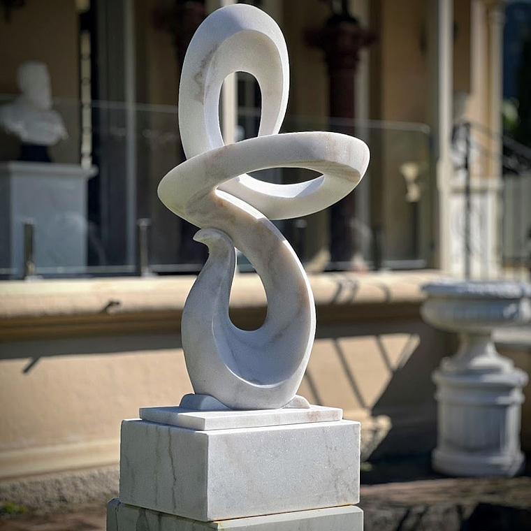 imagem do produto Escultura Fluxo Cont�nuo M�rmore Branco 120cm - EMP742 Estilo Contempor�neo
