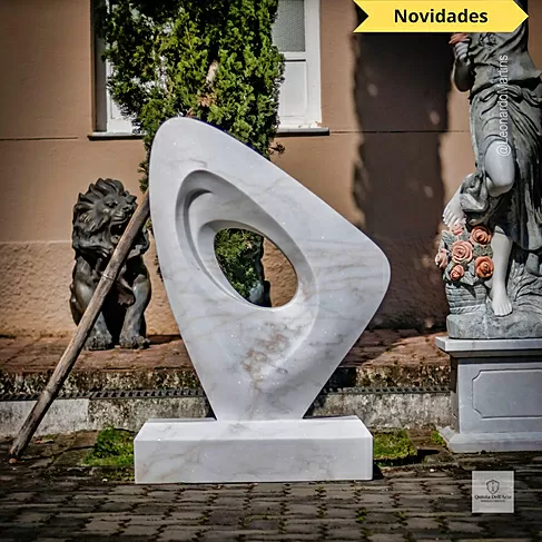 imagem de Escultura Fragmento Eterno Mármore Branco 120cm - EMP730 Arte Contemporânea