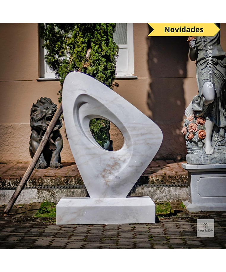 imagem do produto Escultura Fragmento Eterno M�rmore Branco 120cm - EMP730