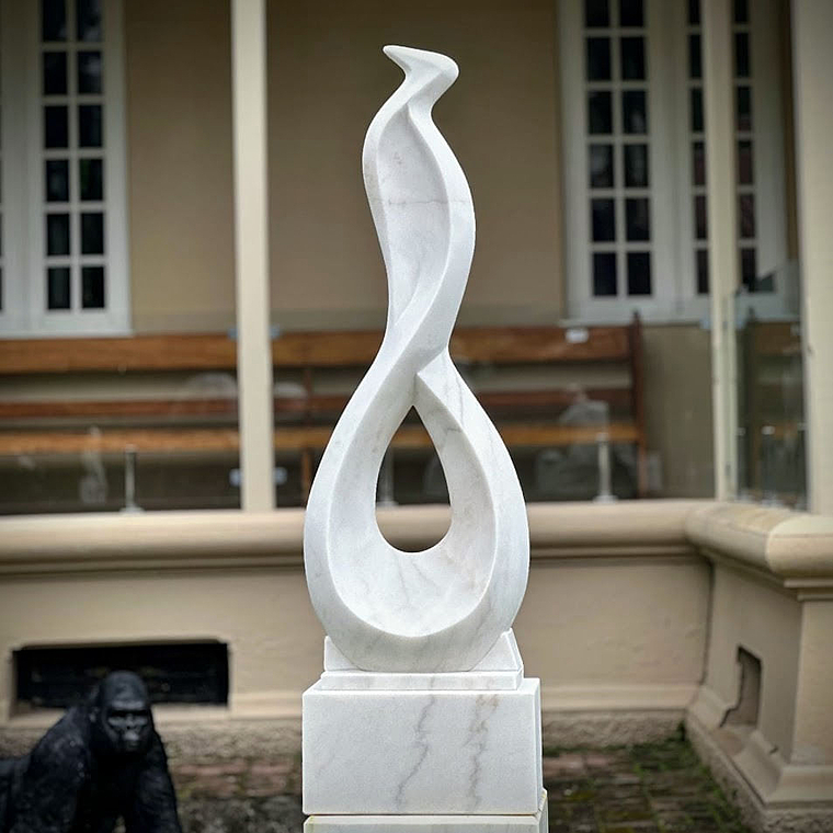 imagem do produto Escultura Harmonia em Espiral M�rmore Branco 150cm - EMP726 Design Contempor�neo
