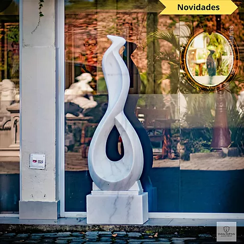 imagem de Escultura Harmonia em Espiral Mármore Branco 150cm - EMP726 Elegância para paisagismo
