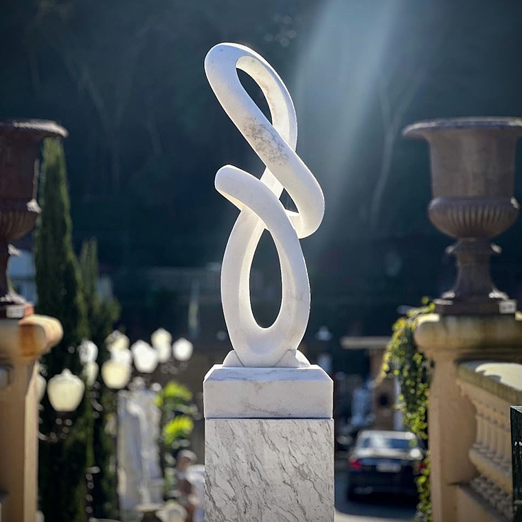 imagem do produto Escultura Harmonia Real M�rmore Branco 120cm - EMP733 Eleg�ncia e Sofistica��o
