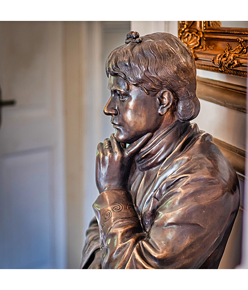 imagem de Escultura Helena Blavatsky em Bronze 90cm - BBZ076