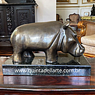 imagem do produto Escultura Hipop�tamo em Bronze 41cm EBZ524 For�a e Originalidade