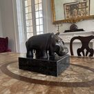 imagem do produto Escultura Hipop�tamo em Bronze 41cm EBZ524 For�a e Originalidade