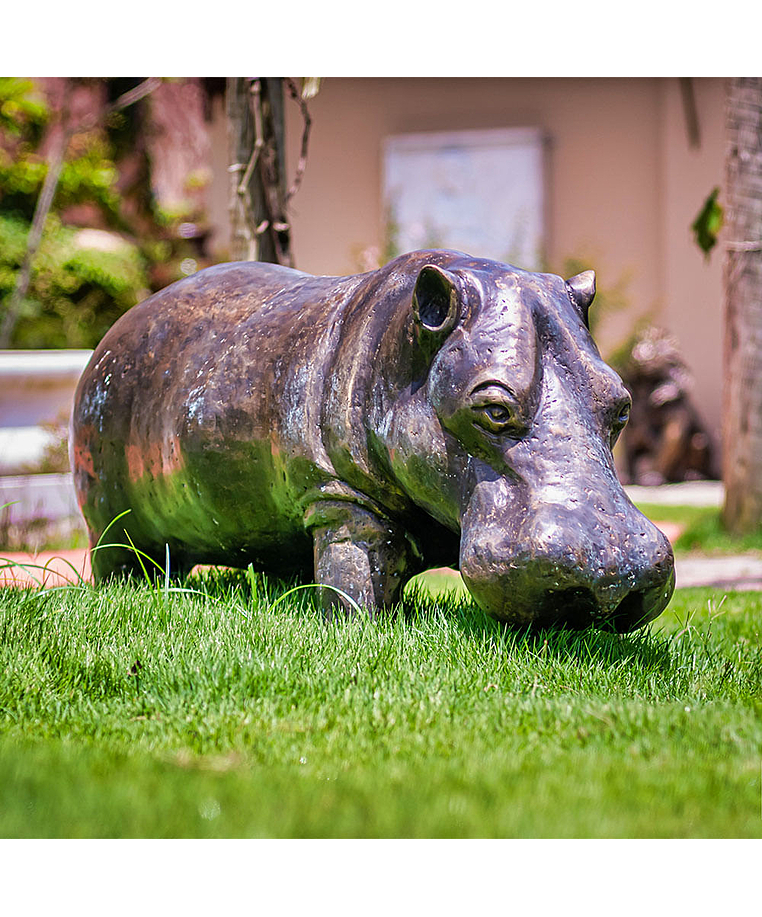 imagem do produto Escultura Hipop�tamo em Bronze 45x110cm EBZ560 Presen�a e Robustez