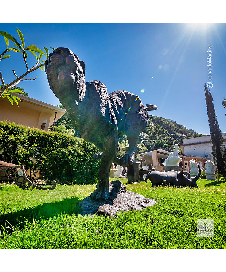 imagem do produto Escultura Impulso Felino 134cm - EBZ718