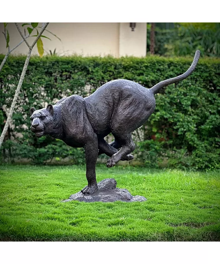 imagem do produto Escultura Impulso Felino em Bronze 134cm - EBZ718 Movimento e Eleg�ncia
