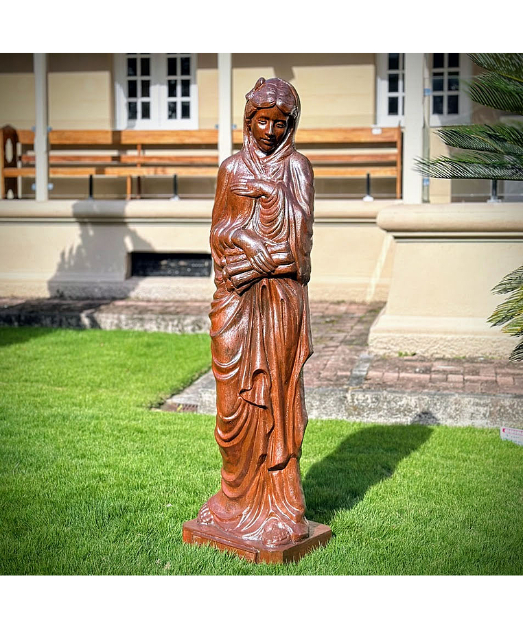 imagem do produto Escultura Inverno em Ferro Fundido 170cm EF388 Eleg�ncia e Presen�a