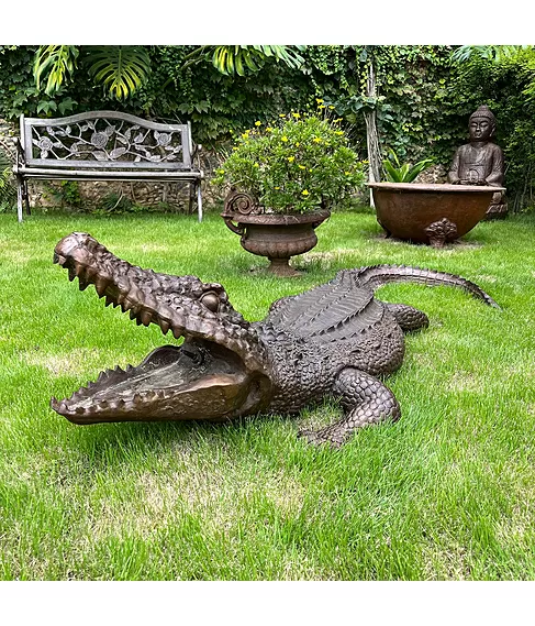 imagem de Escultura Jacaré em Bronze 180cm - EBZ615