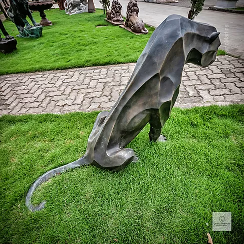 imagem de Escultura Jaguar Sentado 85cm EBZ568S Força e Sofisticação