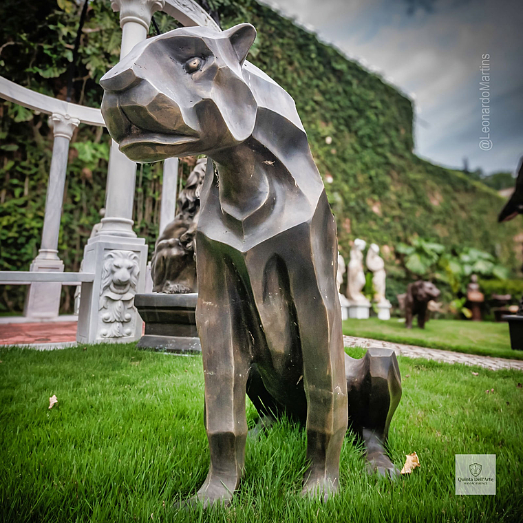 imagem do produto Escultura Jaguar Sentado 85cm EBZ568S For�a e Sofistica��o