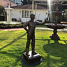 imagem do produto Escultura J�quei de Ferro Fundido 115cm - VRF115 Arte e Movimento Cl�ssico