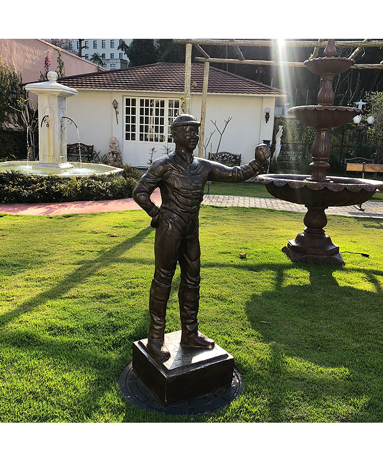 imagem do produto Escultura J�quei de Ferro Fundido 115cm - VRF115