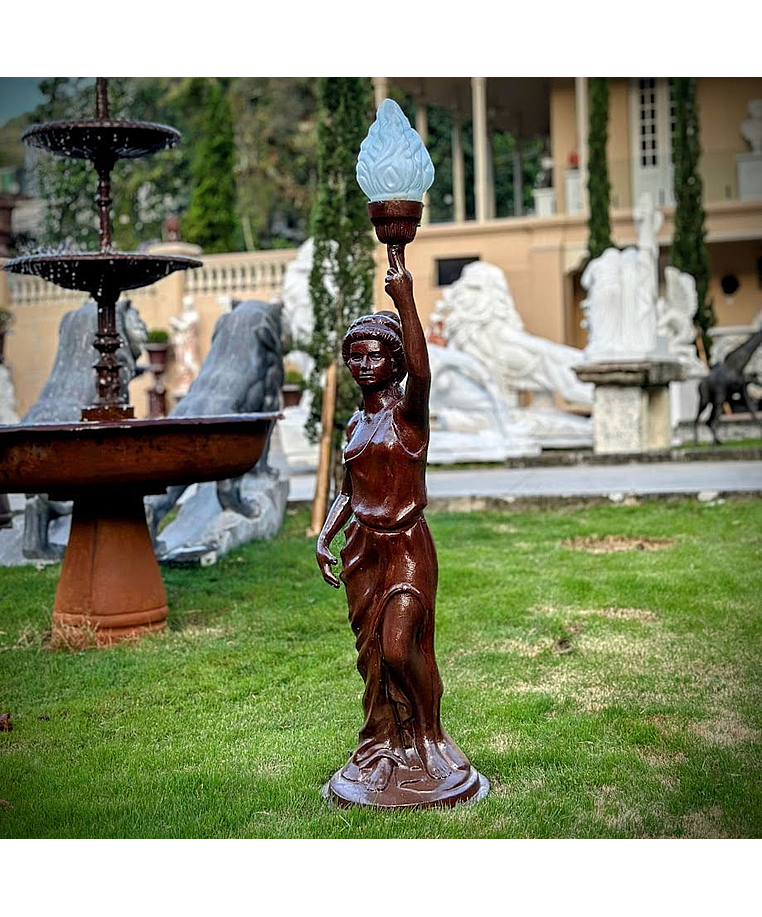 imagem do produto Escultura Lady Lumin�ria 125cm - EF239E