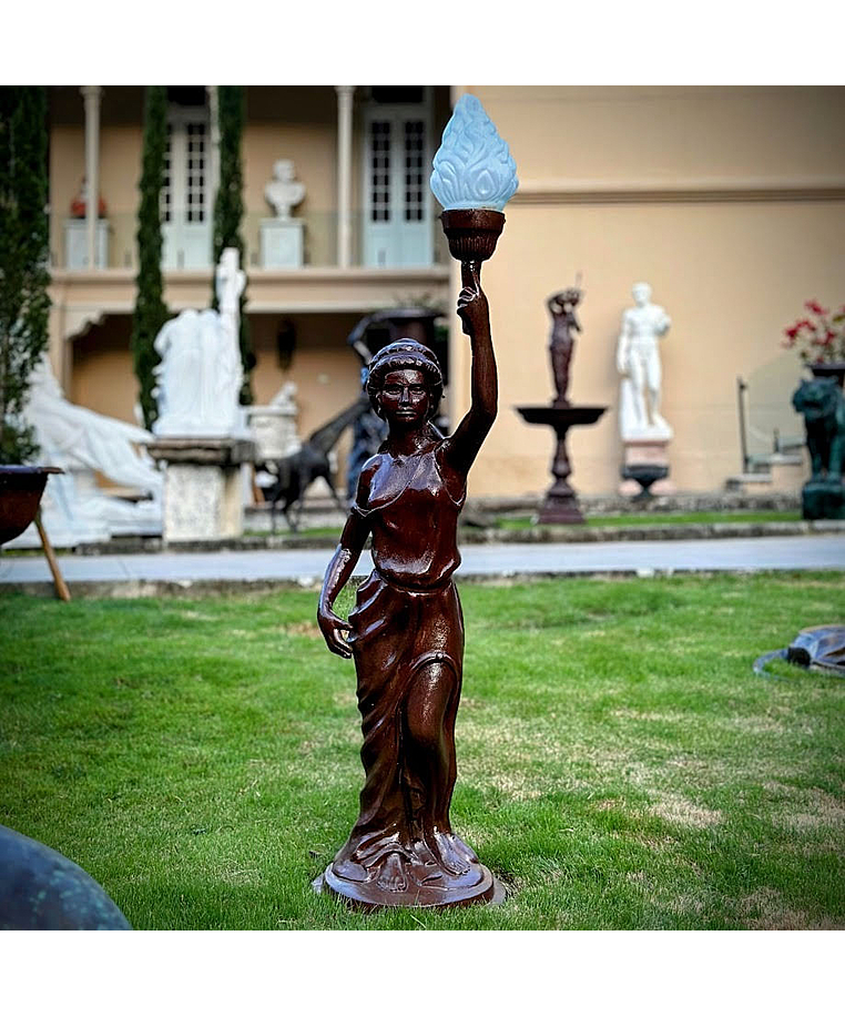 imagem do produto Escultura Lady Lumin�ria 125cm - EF239E