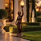 imagem do produto Escultura Lady Lumin�ria em Ferro Fundido 125cm - EF239E