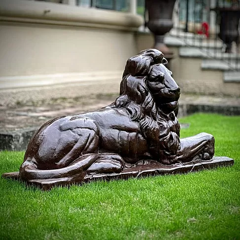 imagem de Escultura Leão de Ferro Fundido 73cm VRF029D Presença e Estilo Clássico