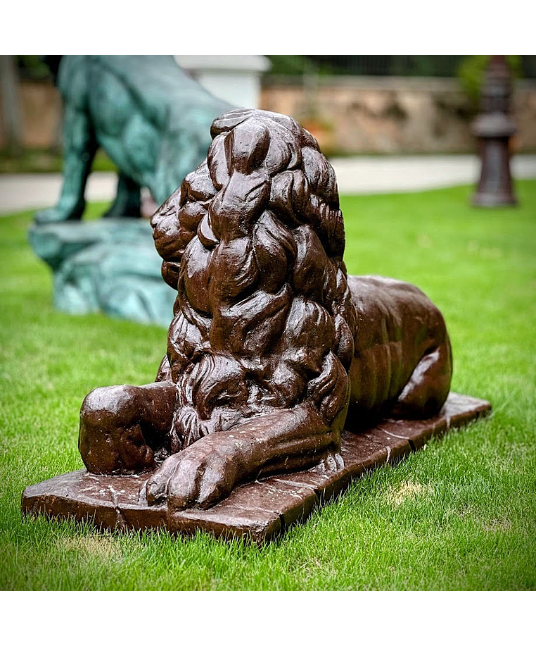 imagem do produto Escultura Le�o de Ferro Fundido 73cm VRF029D Presen�a e Estilo Cl�ssico