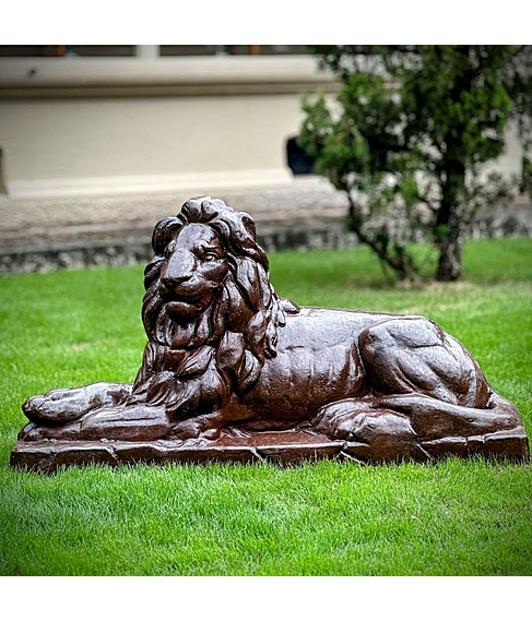 imagem de Escultura Leo de Ferro Fundido 73cm - VRF029E