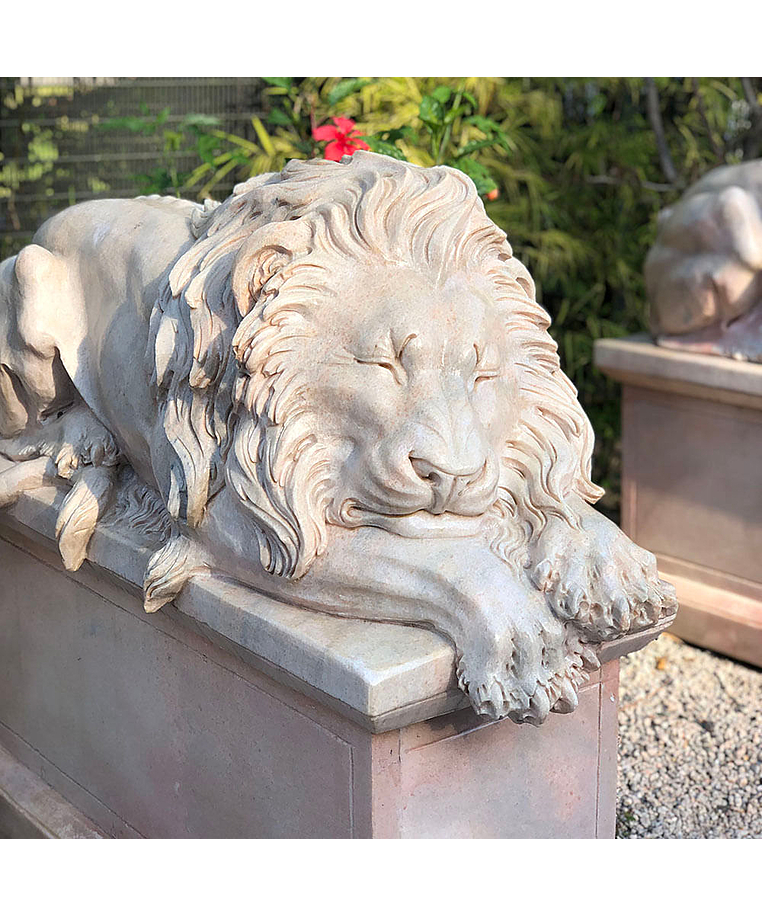 imagem do produto Escultura Le�o Dormindo em M�rmore Rosado 100cm EMP202 Serenidade e Eleg�ncia