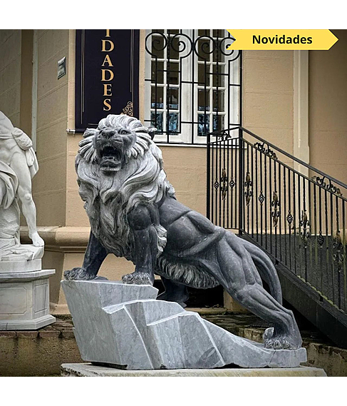 imagem de Escultura Leo em Mrmore Preto 170cm - EMP547E