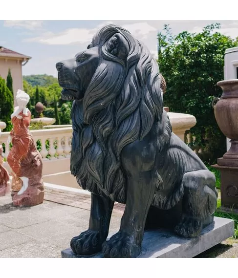 imagem de Escultura Leão Majestoso em Mármore Preto 170cm - EMP770D Projetos de Alto Padrão