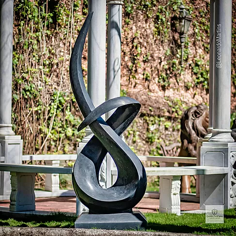 imagem de Escultura Linha Contínua em Mármore Preto 170cm EMP725 Arte de Luxo Quinta DellArte