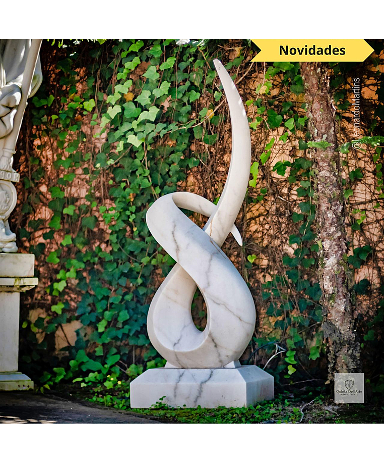 imagem do produto Escultura Linha Continua M�rmore Branco 170cm - EMP724 Design Fluido e Elegante