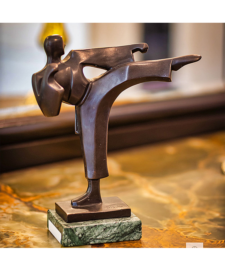 imagem do produto Escultura Lutador by Nick em Bronze 20cm EBZ322 For�a e Express�o Art�stica
