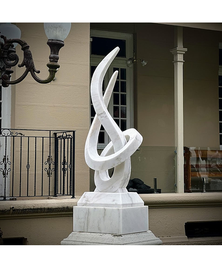 imagem do produto Escultura Lux Pietra M�rmore Branco 150cm - EMP745