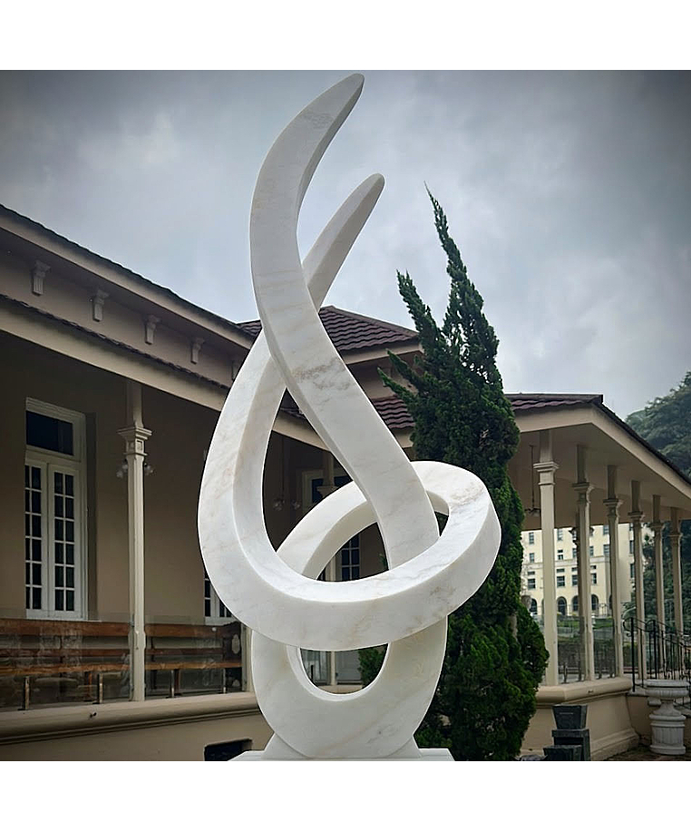 imagem do produto Escultura Lux Pietra M�rmore Branco 150cm - EMP745