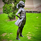 imagem do produto Escultura Menina Destemida em Bronze 130cm - EBZ701 Projetos de Paisagismo