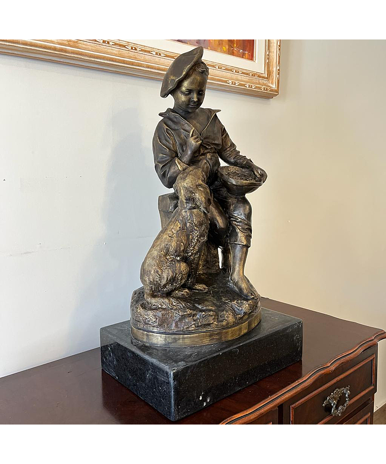 imagem do produto Escultura Menino com Cachorro em Bronze 75cm EBZ590 Encanto e Realismo
