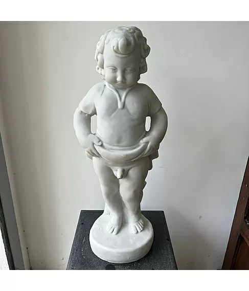 imagem de Escultura Menino de Bruxelas 68cm - EML606