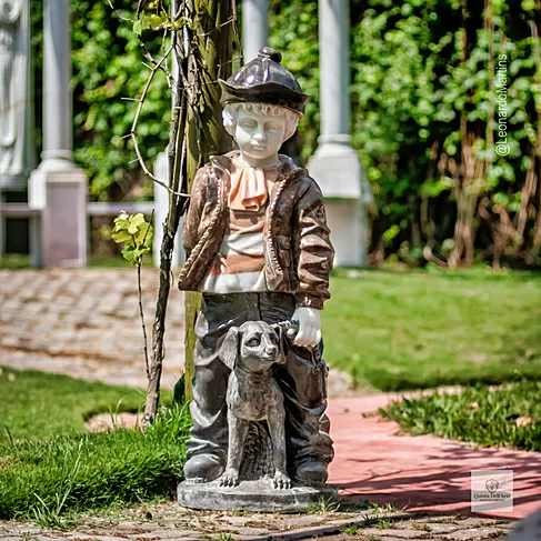 imagem de Escultura Menino e Cachorro Mármore Color 100cm - EMP761 Arte Decorativa Clássica