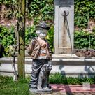 imagem do produto Escultura Menino e Cachorro M�rmore Color 100cm - EMP761 Arte Decorativa Cl�ssica