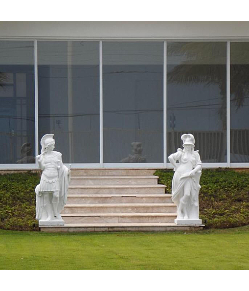 imagem de Escultura Minerva 160cm - EC431