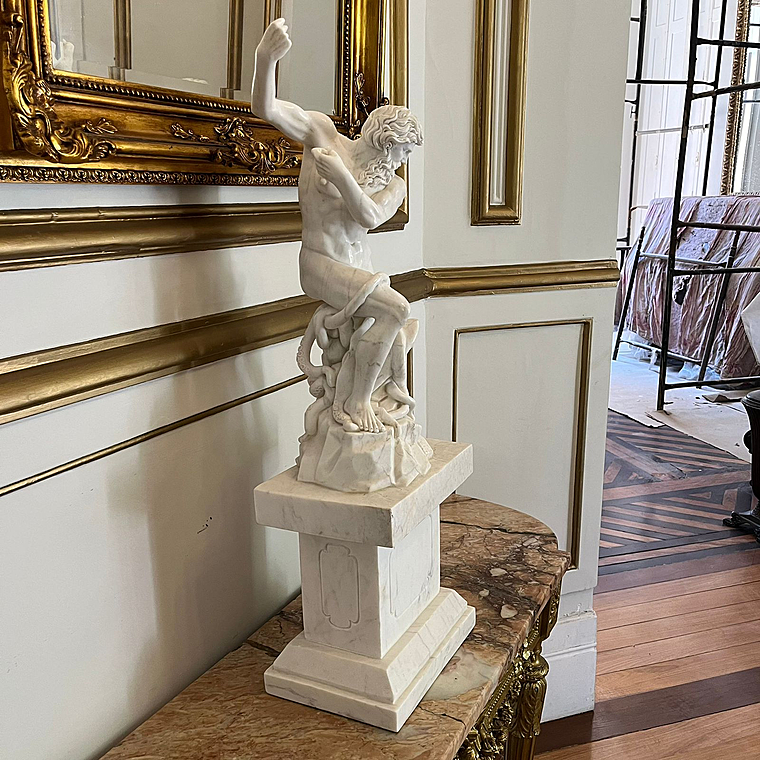 imagem do produto Escultura Netuno em M�rmore Branco 85cm EMP613 Poder e Eleg�ncia Cl�ssica