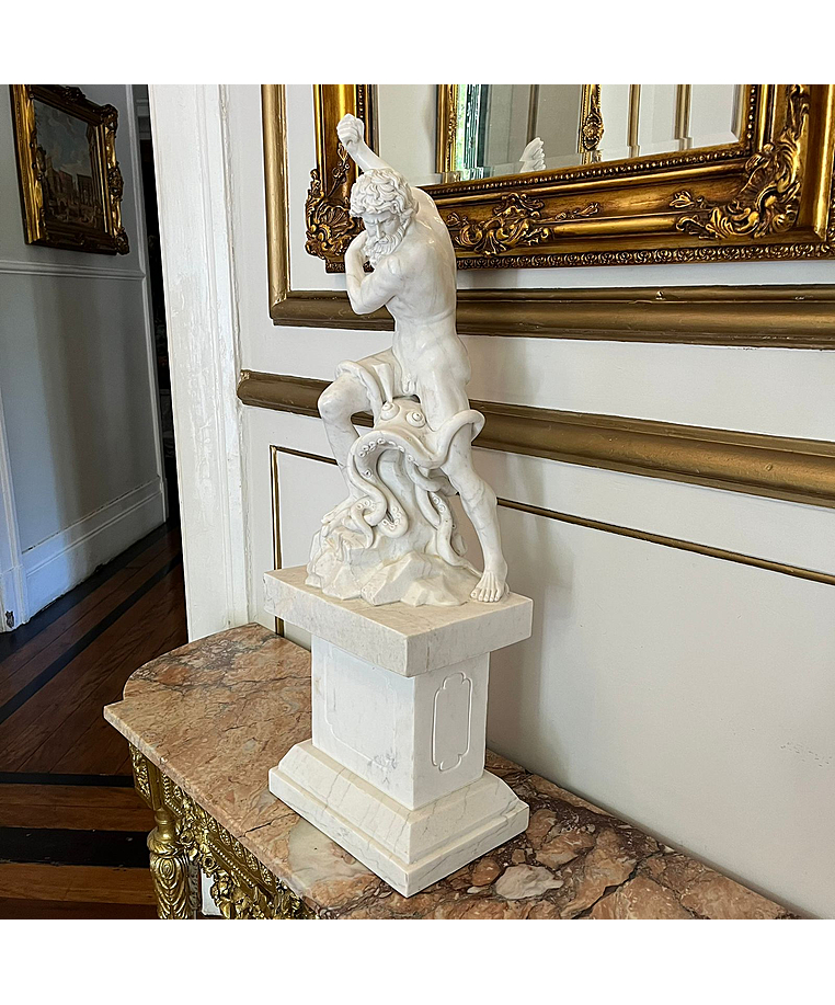 imagem do produto Escultura Netuno em M�rmore Branco 85cm - EMP613