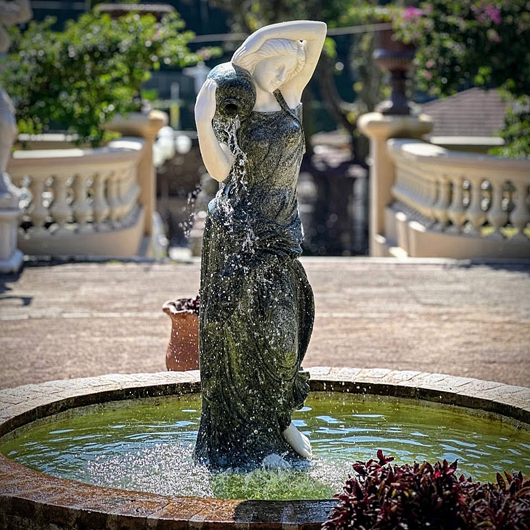 imagem do produto Escultura Ninfa Nereide III em M�rmore 160cm - FMP241 Eleg�ncia Cl�ssica para Projetos de 