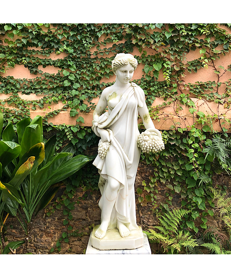 imagem do produto Escultura Outono em M�rmore 150cm - EMP369 Presen�a no Paisagismo