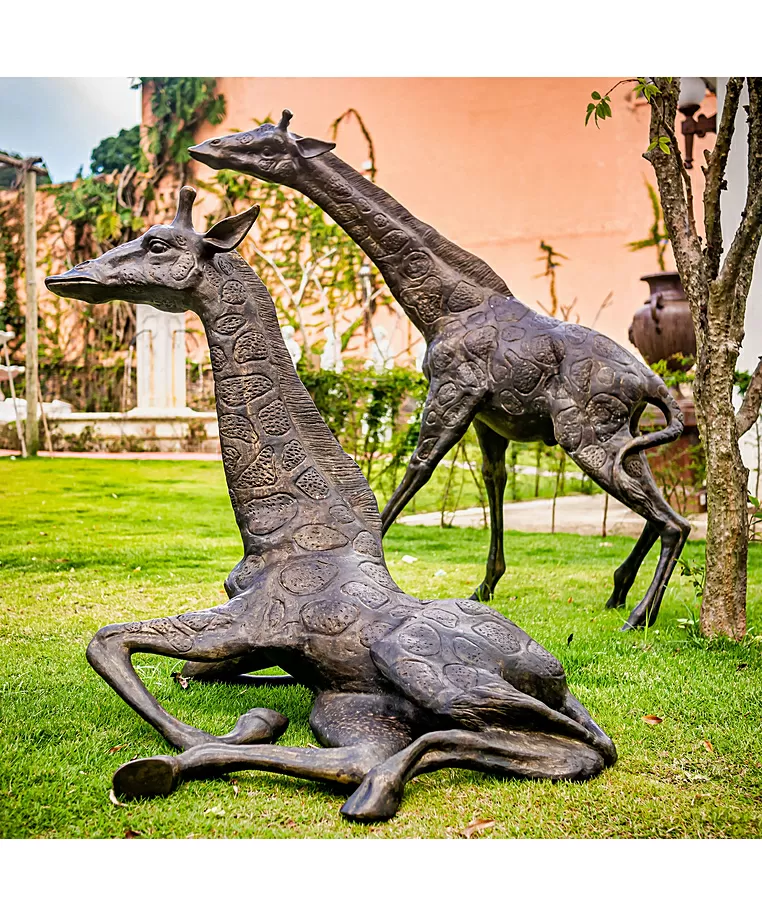 imagem de Escultura Par de Girafas em Bronze 125cm EBZ533 Elegância e Harmonia